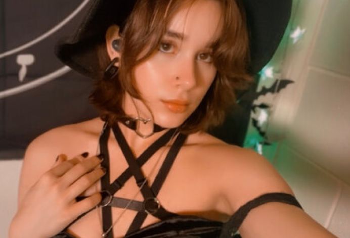 Aliona Rose 馃挒 (u/AlinaaRose) Aliona Rose 馃挒 (u/AlinaaRose)
