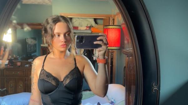 Brittany (@brittany_broski) Brittany (@brittany_broski)