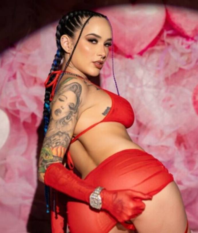 lyna perez lyna perez