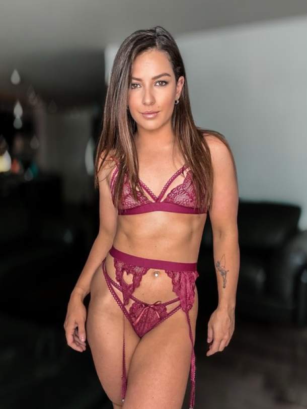 Maniela qm porno Maniela qm porno