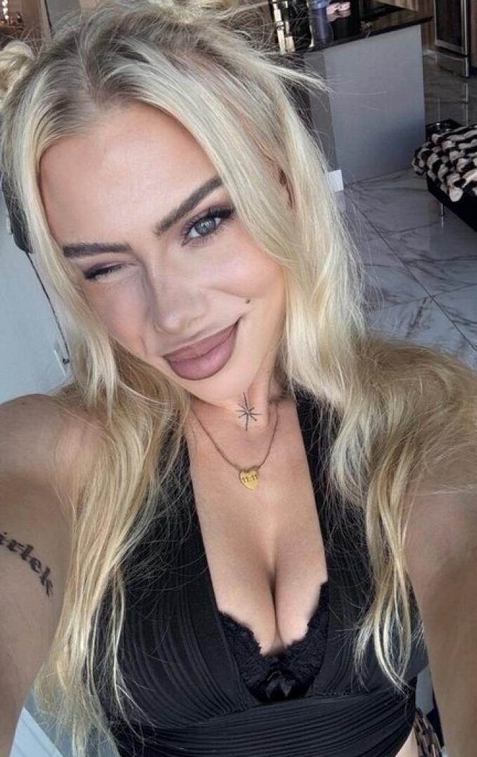 Vídeos pornôs com Cat Onlyfans Vídeos pornôs com Cat Onlyfans